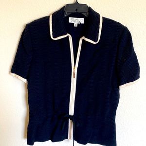 Elegant St. John short sleeve drawstring knit jacket with zipper